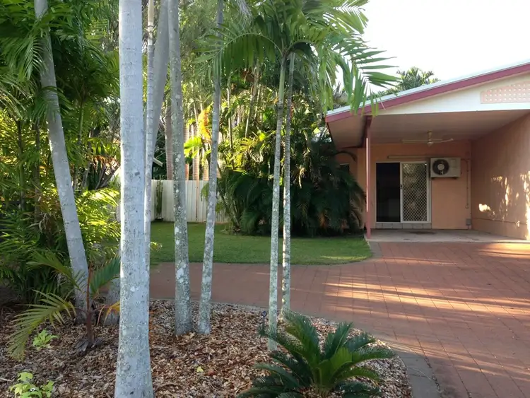 2/8 Cormorant Street, Bakewell NT 832