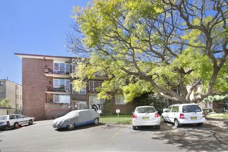 10/19B Riverside Crescent, Marrickville NSW 2204