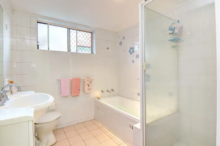 Fifth view of Homely unit listing, 2/15-17 Apsley Street, Penshurst NSW 2222