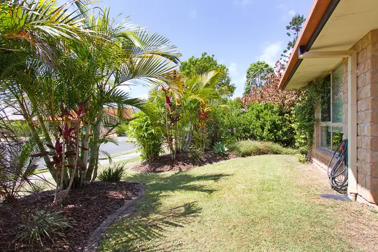 Second view of Homely semi-detached listing, 2/25 Albatross Circuit, Tweed Heads West NSW 2485
