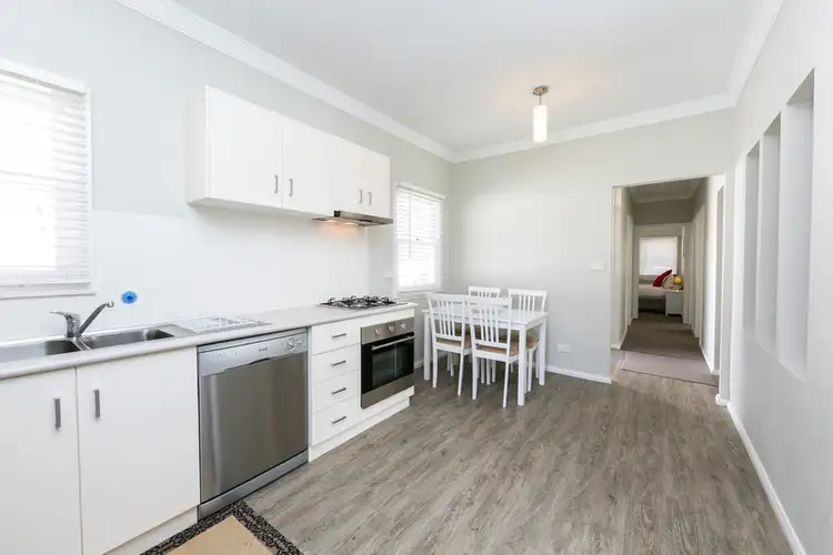 Fifth view of Homely house listing, 946 Sylvania Avenue, North Albury NSW 2640