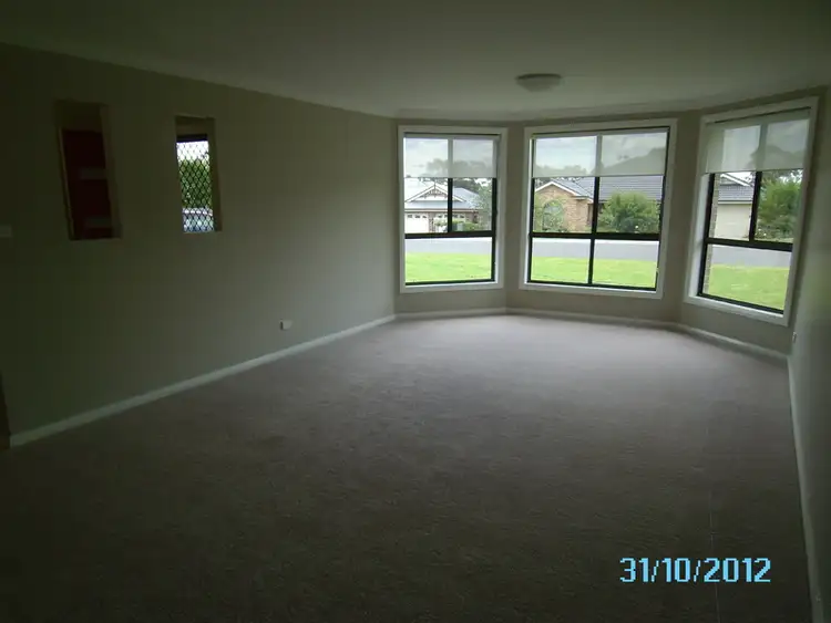 Sixth view of Homely house listing, 6 Sharnee Close, Hill Top NSW 2575