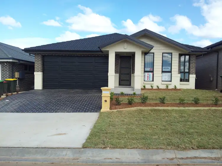 5 Rixon Street, Oran Park NSW 2570