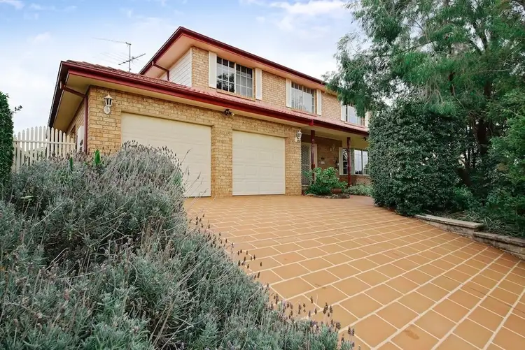 136 Abington Crescent, Glen Alpine NSW 2560