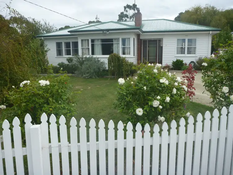 9 Nubeena Crescent, Taroona TAS 7053