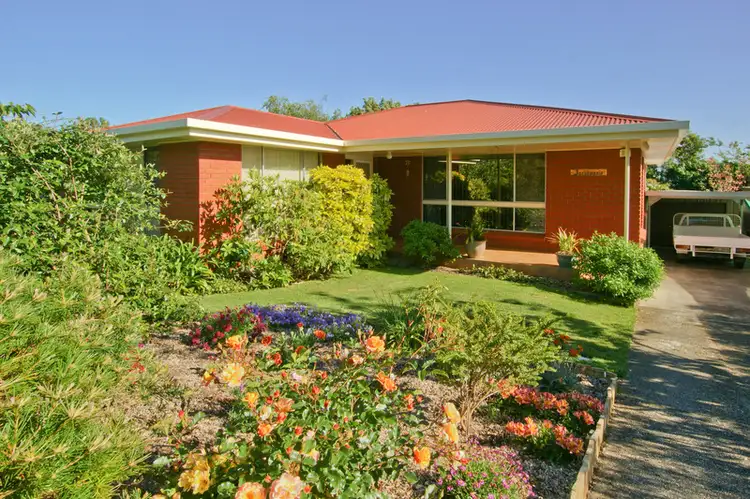 1 Hampson Street, Penguin TAS 7316