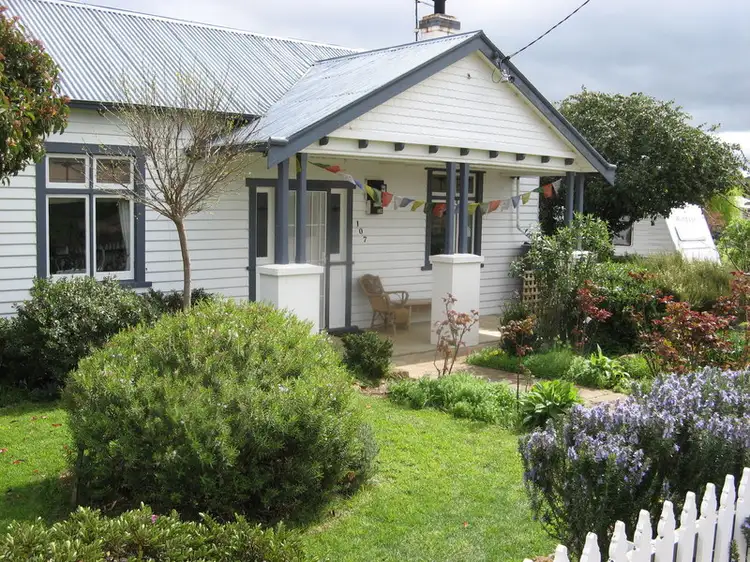 107 Main Rd, Tunbridge TAS 7120