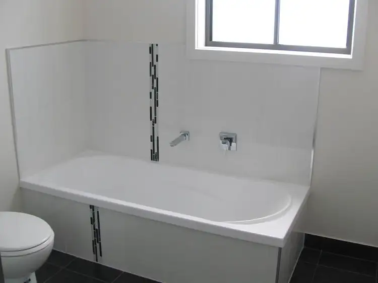 Seventh view of Homely villa listing, 1 and 2/5 Travers Court, Claremont TAS 7011