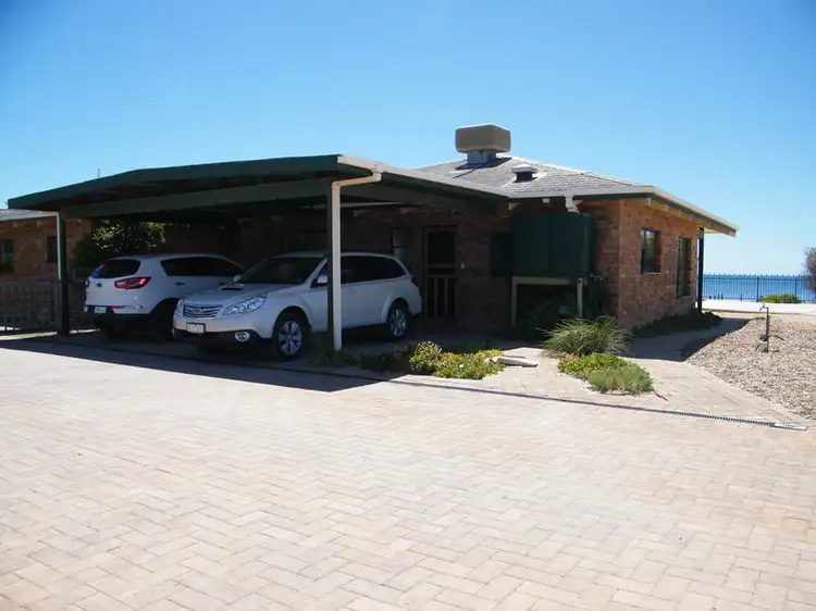 2A Rossiters Rd, Moonta Bay SA 5558