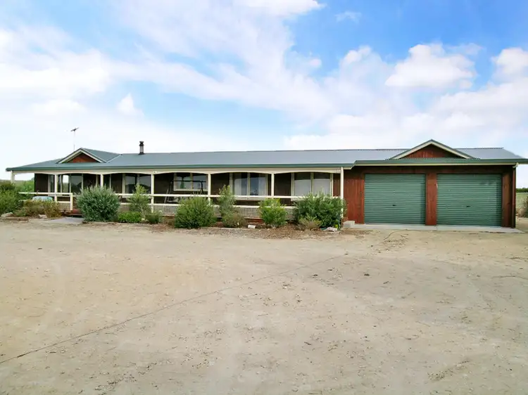 6294 Princes Highway, Meningie SA 5264