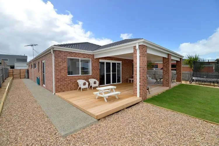 29 Wattlehill Grove, St Leonards VIC 3223