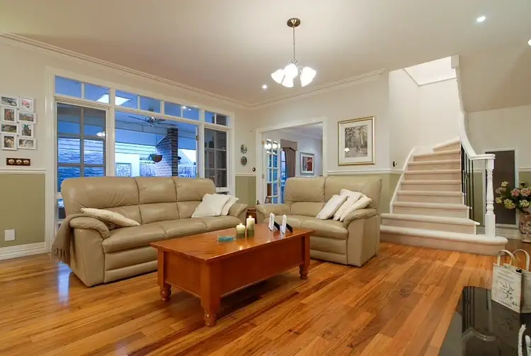 Seventh view of Homely house listing, 6 Viewbridge Close, Berwick VIC 3806