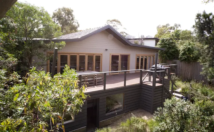 32 Redbourne Ave, Mount Eliza VIC 3930