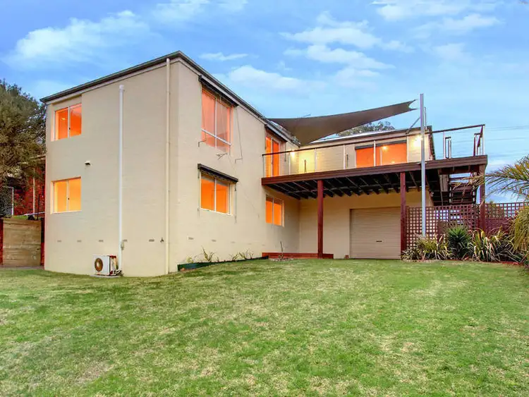 390 Waterfall Gully Rd, Rosebud VIC 3939