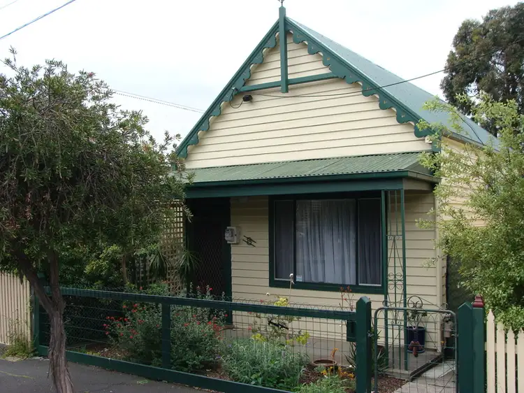 8 Walker St, Coburg VIC 3058