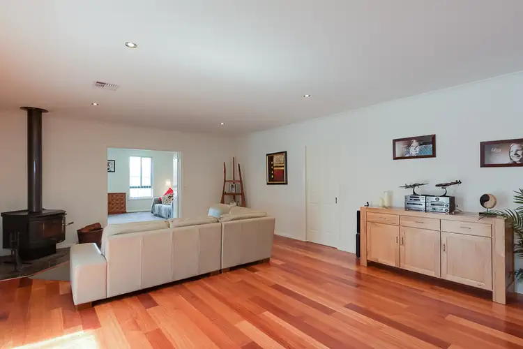 Fifth view of Homely house listing, 16 Kiewa Court, Whittlesea VIC 3757