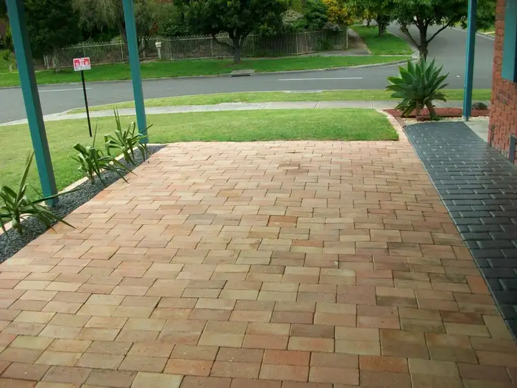 Fifth view of Homely house listing, 1 Putney Close, Endeavour Hills VIC 3802