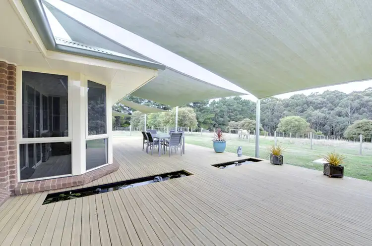 22 Kestrel Lane, Kinglake West VIC 3757