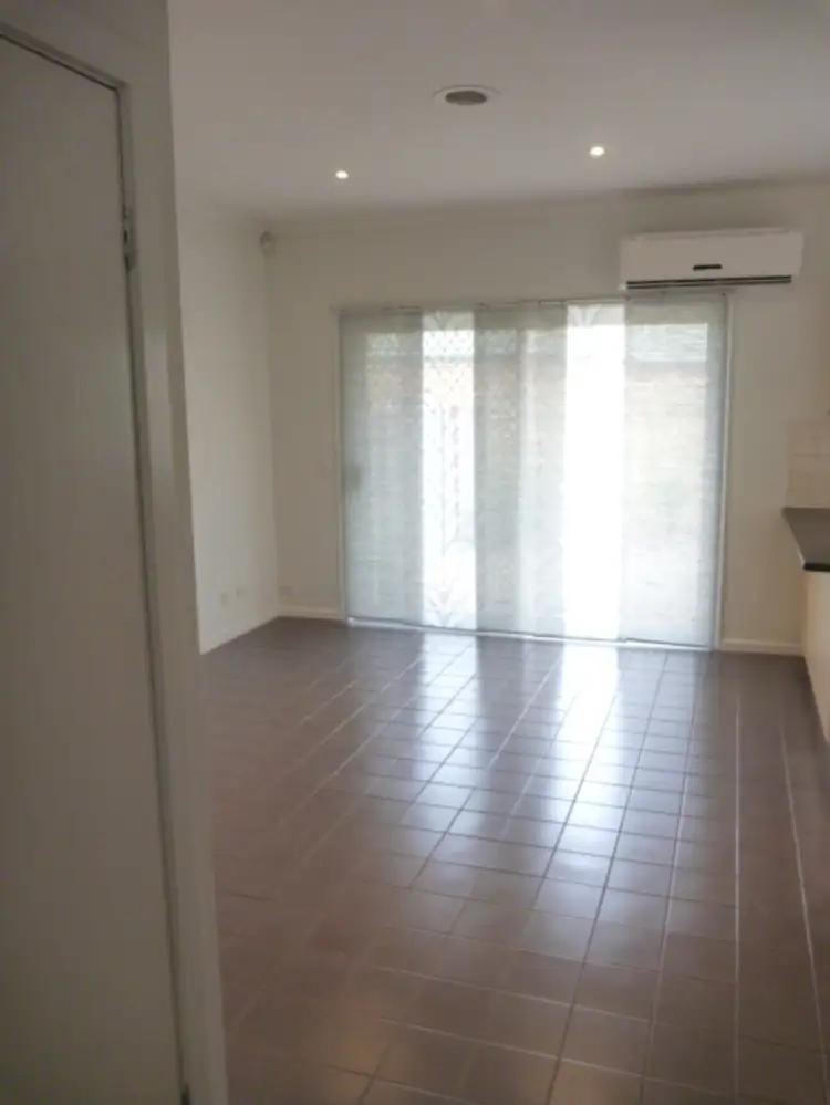 Fifth view of Homely townhouse listing, 5 Seggan Circle, Gowanbrae VIC 3043