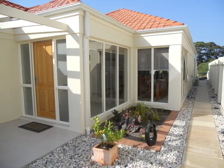 Seventh view of Homely house listing, 2/122 Golf Links Road, Lakes Entrance VIC 3909