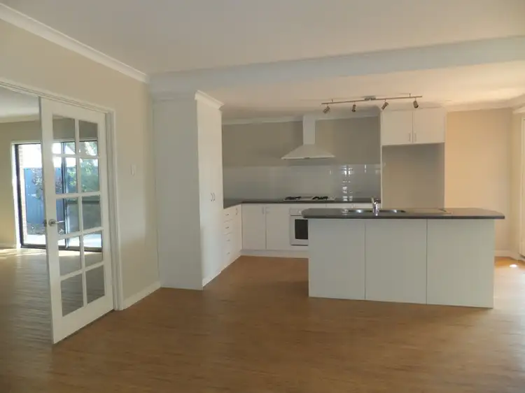 170 B and C Coolgardie Ave, Redcliffe WA 6104