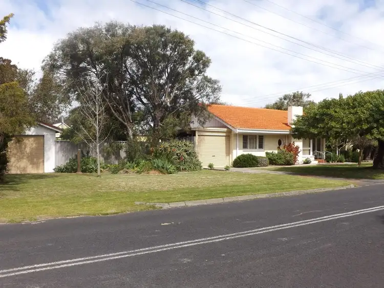 2 Milward Street, Geographe WA 6280