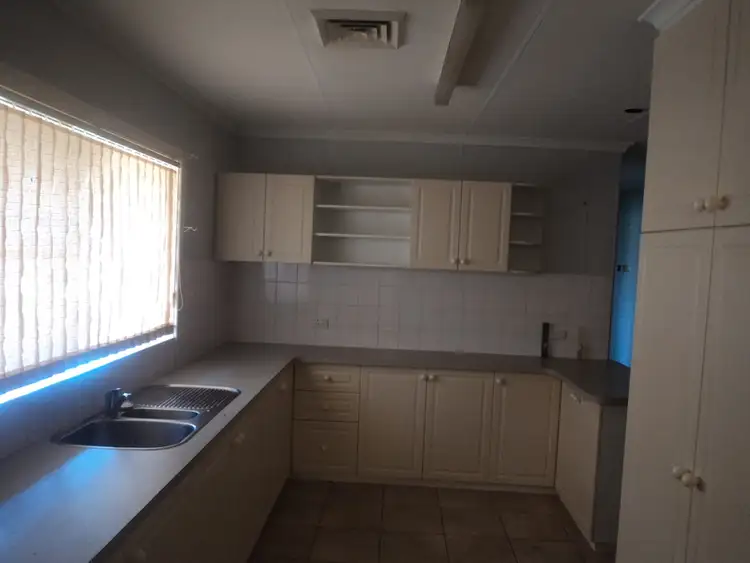 Sixth view of Homely house listing, 221 Dugald  Way, Bulgarra WA 6714