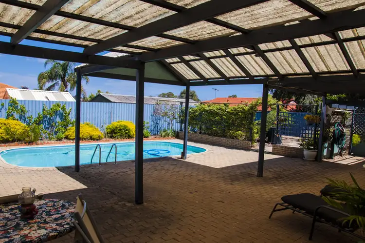 10 Munderee Place, Wanneroo WA 6065