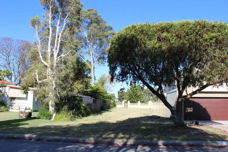 9b Chiswick Street, Riverton WA 6148