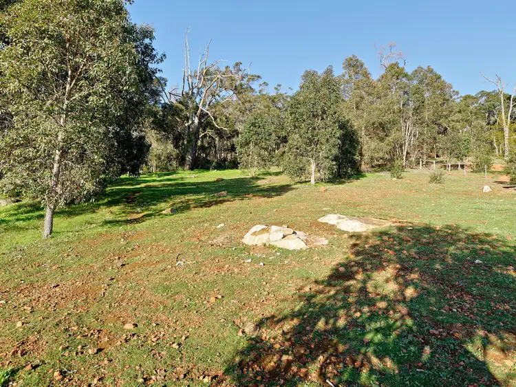 40 Richon Heights, Mount Richon WA 6112