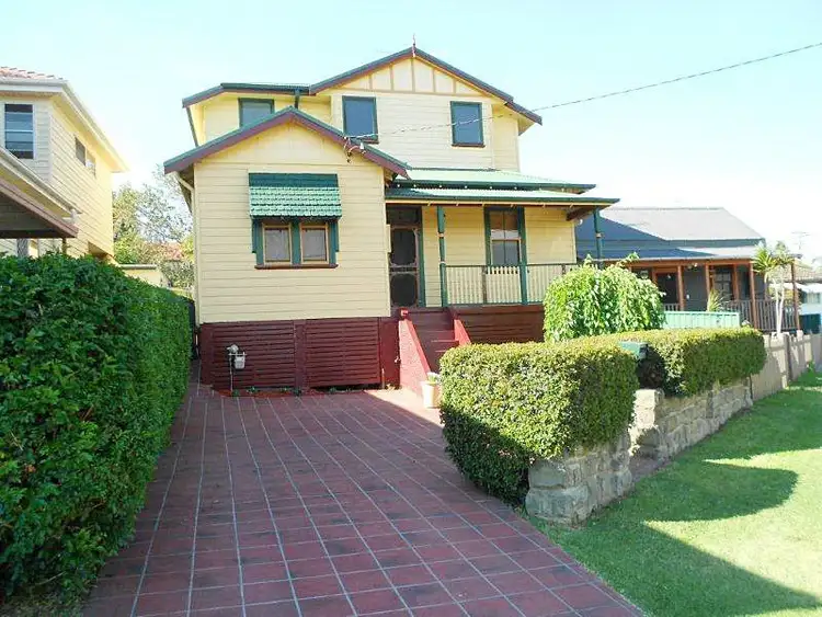 50 Throsby St (Tighes Tce), Tighes Hill NSW 2297