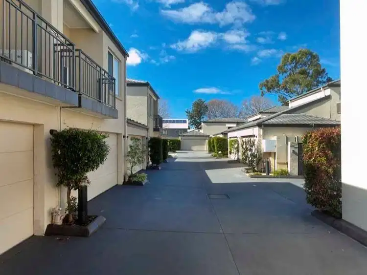 18/31 Samdon Street, Hamilton NSW 2303