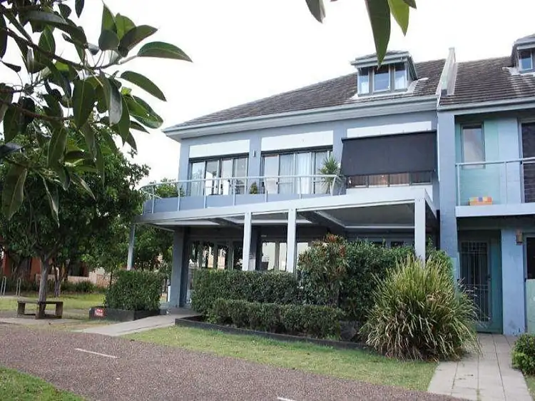 2/74-76 The Lane, Maryville NSW 2293