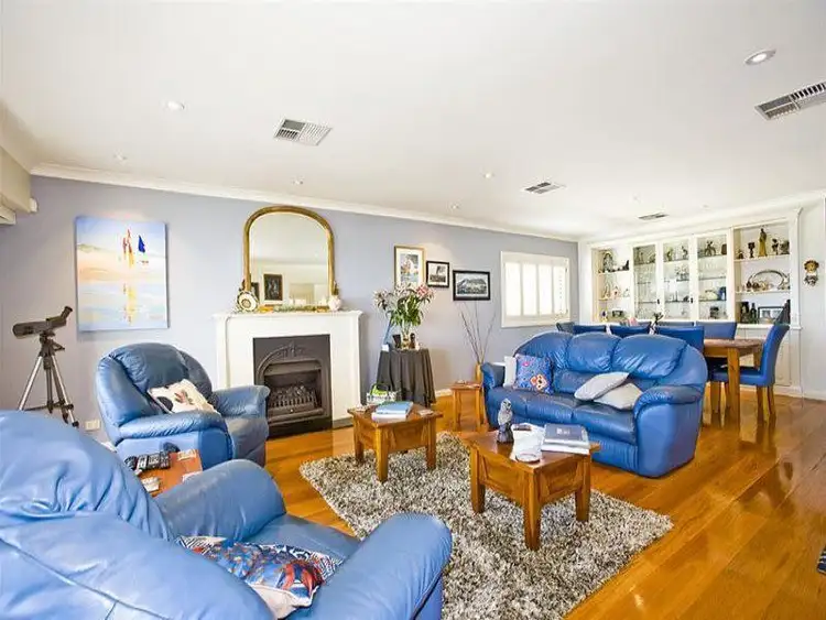 Third view of Homely apartment listing, Apartment 4/9 Murray Avenue, Newcastle East NSW 2300
