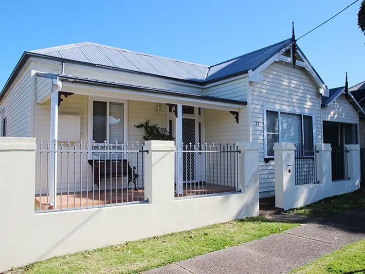 77 Veda Street, Hamilton NSW 2303