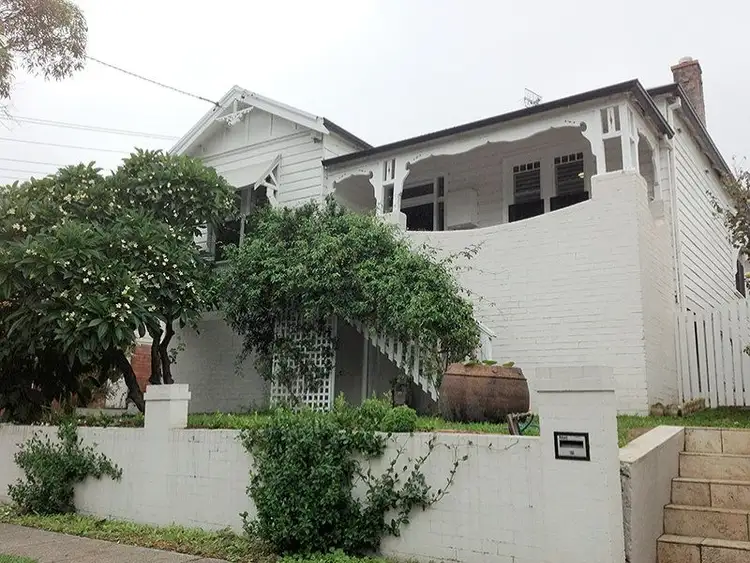 74 Evescourt Road, New Lambton NSW 2305