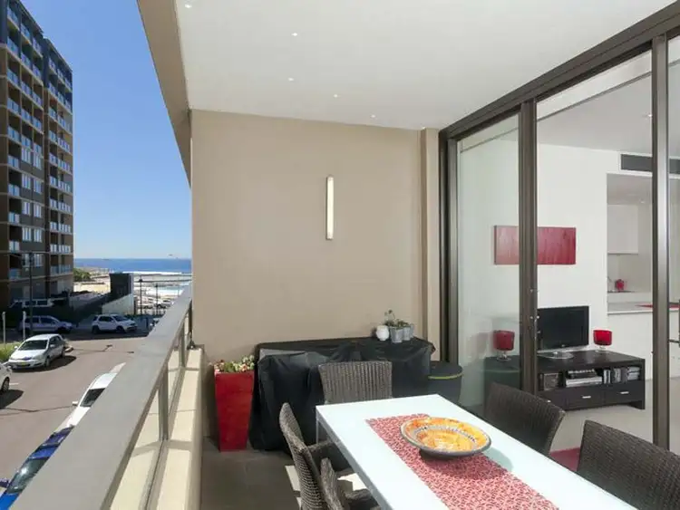 Third view of Homely apartment listing, 2/3 King Street, Newcastle NSW 2300