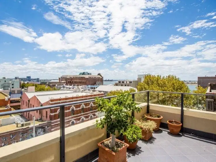 Third view of Homely apartment listing, 10/16-18 Newcomen Street, Newcastle NSW 2300