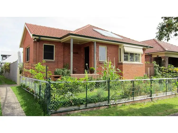 195A Denison Street, Hamilton NSW 2303