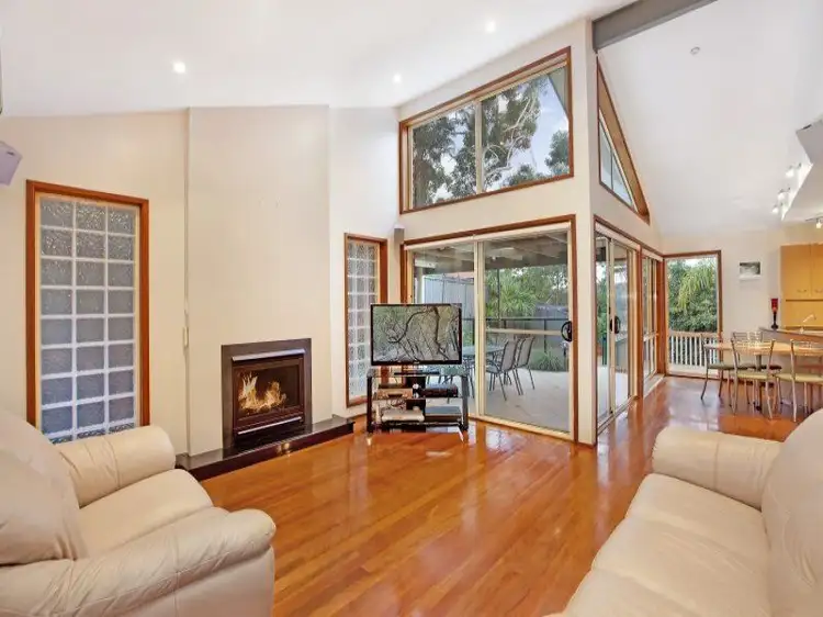 16 Moonbi Place, Kareela NSW 2232