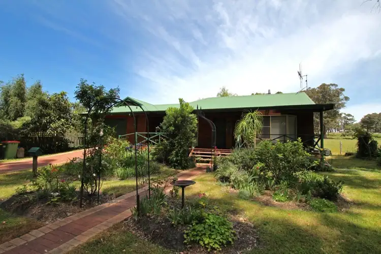 25 Harlequin Street, Denmark WA 6333