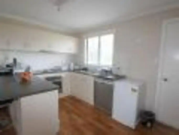Sixth view of Homely house listing, 14 Vicki Close, Emerald QLD 4720