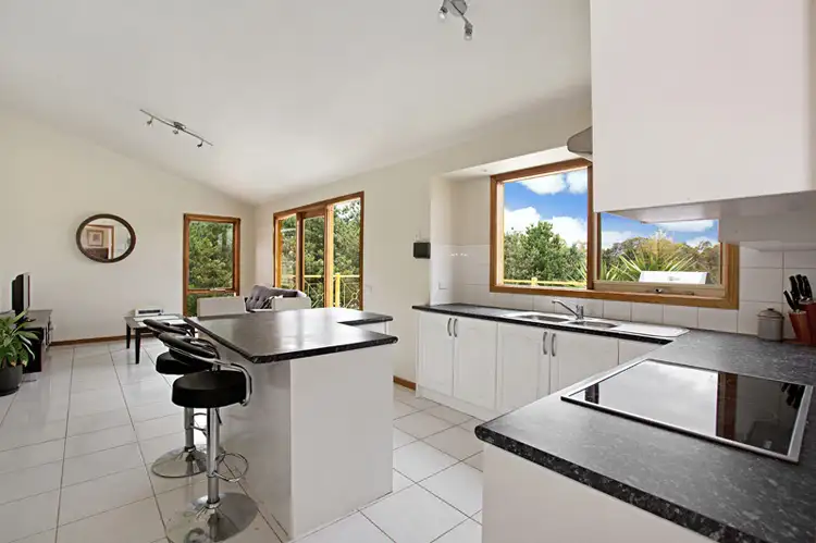 27 WALLIS ROAD, Sunday Creek VIC 3658