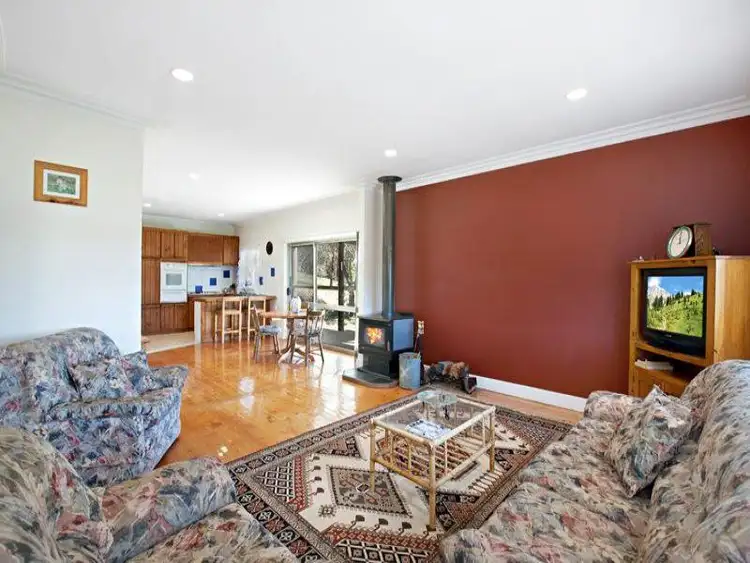 Fourth view of Homely house listing, 14 MEADE COURT, Kilmore VIC 3764