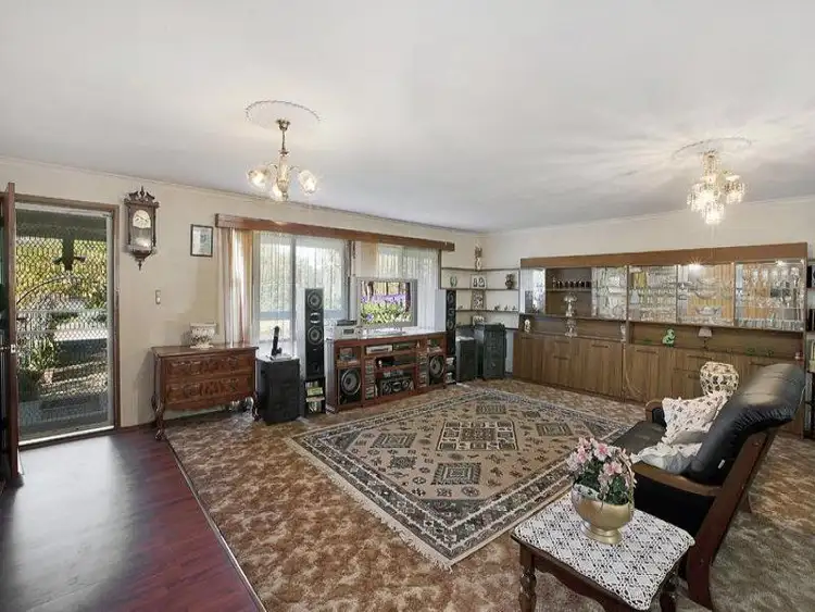 Fifth view of Homely house listing, 27 FLEMING DRIVE, Broadford VIC 3658