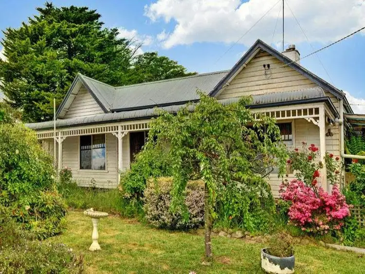 69 FITZROY STREET, Kilmore VIC 3764