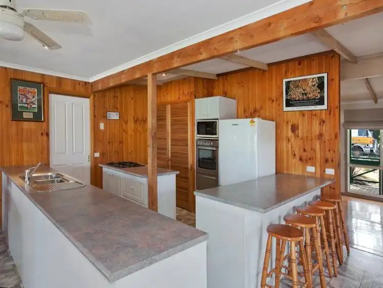 Seventh view of Homely house listing, 8 LORINE PARADE, Broadford VIC 3658