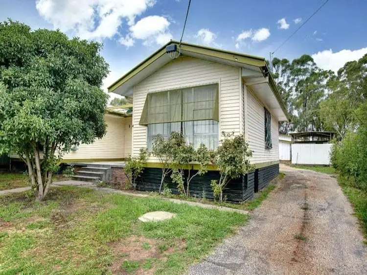 4 GRATTAN STREET, Seymour VIC 3660
