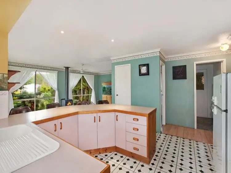 Fifth view of Homely house listing, 21 SINCLAIR COURT, Wallan VIC 3756