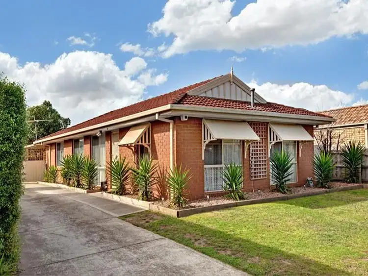 21 MATTHEWS CRES, Roxburgh Park VIC 3064